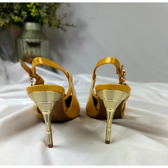 J. Reneé Sirmati Slingback Pointed Toe Pump Marigold Yellow Patent 8.5 - Picture 14 of 16